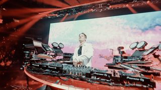 Woke Up in Love (with Gryffin feat. Calum Scott) - Madison Square Garden Performance (Live Performance)